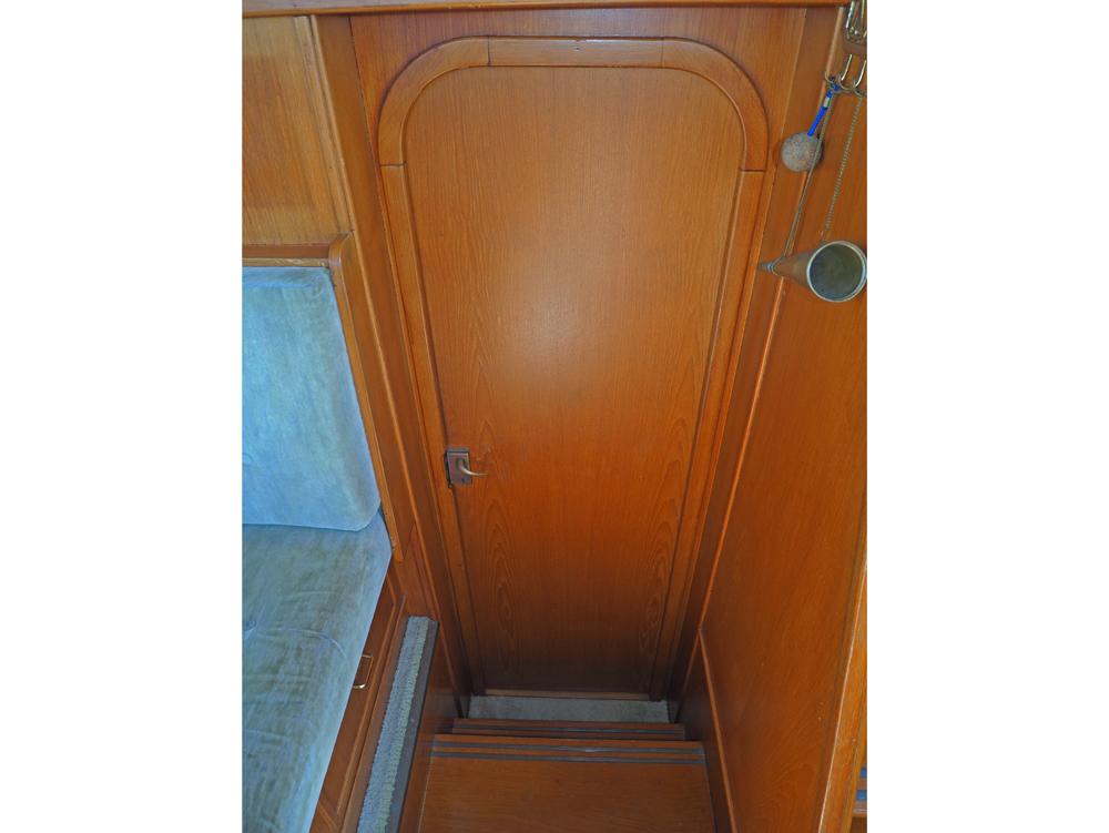 Aft cabin, Accommodation